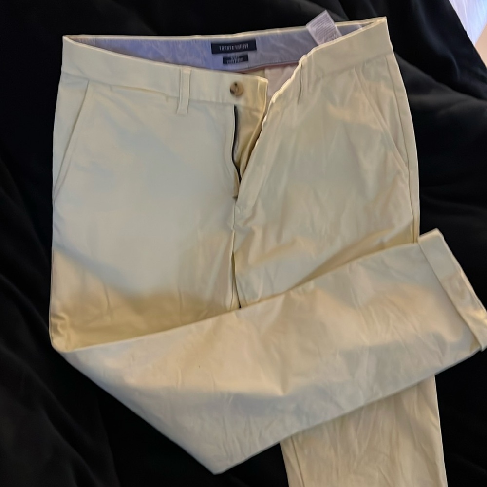 Tommy Hilfiger flat front slim fit classic chino